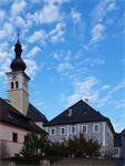 Pfarrkirche und Pfarrhof